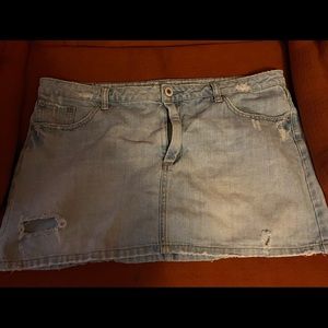 American Eagle mini skirt
